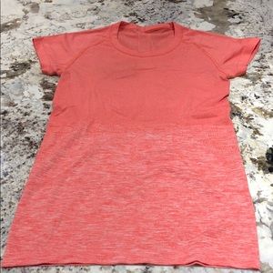 SWIFTLY TECH SHORT SLEEVE CREW SIZE 4